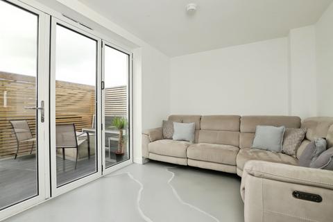 2 bedroom terraced house for sale, Catbells Drive, Glasgow, G75