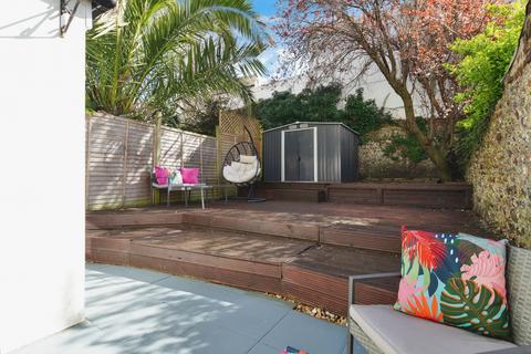 2 bedroom ground floor flat for sale, Devonshire Place, Brighton, BN2