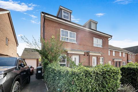 4 bedroom semi-detached house for sale, Wesson Road, Warwick, CV34
