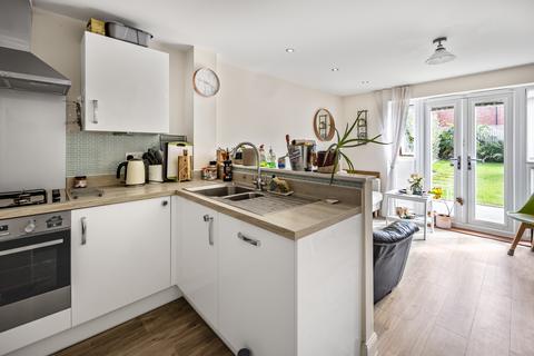4 bedroom semi-detached house for sale, Wesson Road, Warwick, CV34