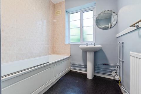2 bedroom apartment for sale, Brighton Road, Purley, CR8