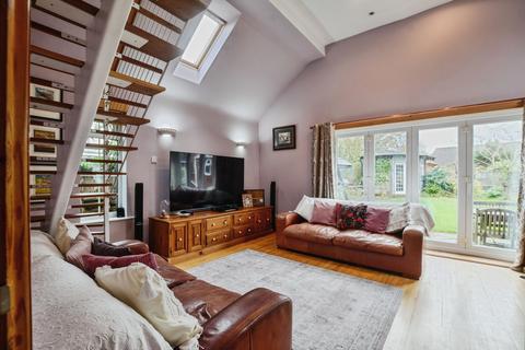 4 bedroom detached bungalow for sale, Station Road, Alford, LN13