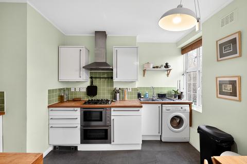 2 bedroom flat for sale, Brady Street, London, E1