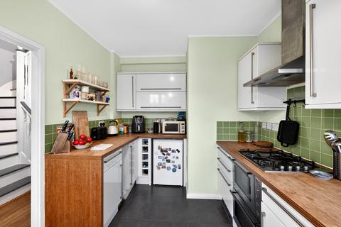 2 bedroom flat for sale, Brady Street, London, E1