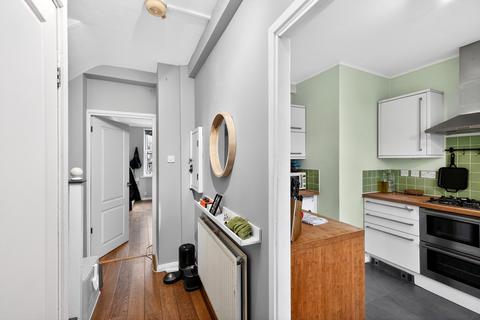 2 bedroom flat for sale, Brady Street, London, E1