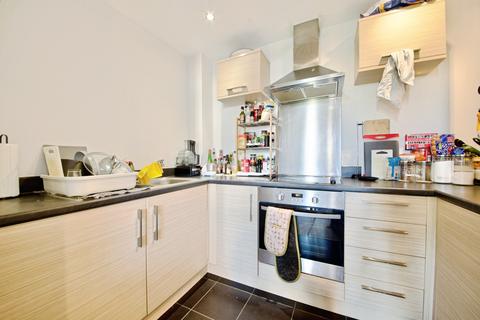 1 bedroom flat for sale, 2 Needleman Close, London, NW9