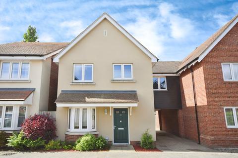 Hawthorn Way, Braintree, CM77