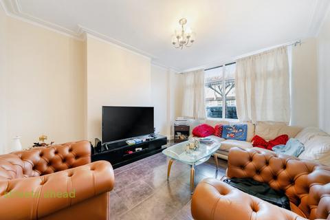 2 bedroom terraced house for sale, Beverstone Road, Thornton Heath, CR7