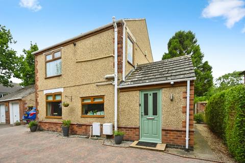 4 bedroom detached house for sale, Parkhouse Drive, Alfreton, DE55