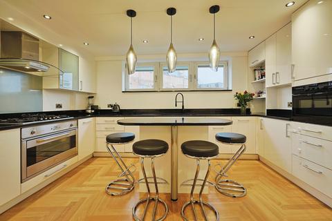 3 bedroom apartment for sale, St. Johns Wood Road, London, NW8
