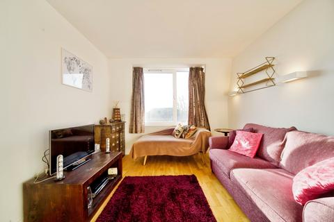 1 bedroom apartment for sale, Oak Grove, London, NW2