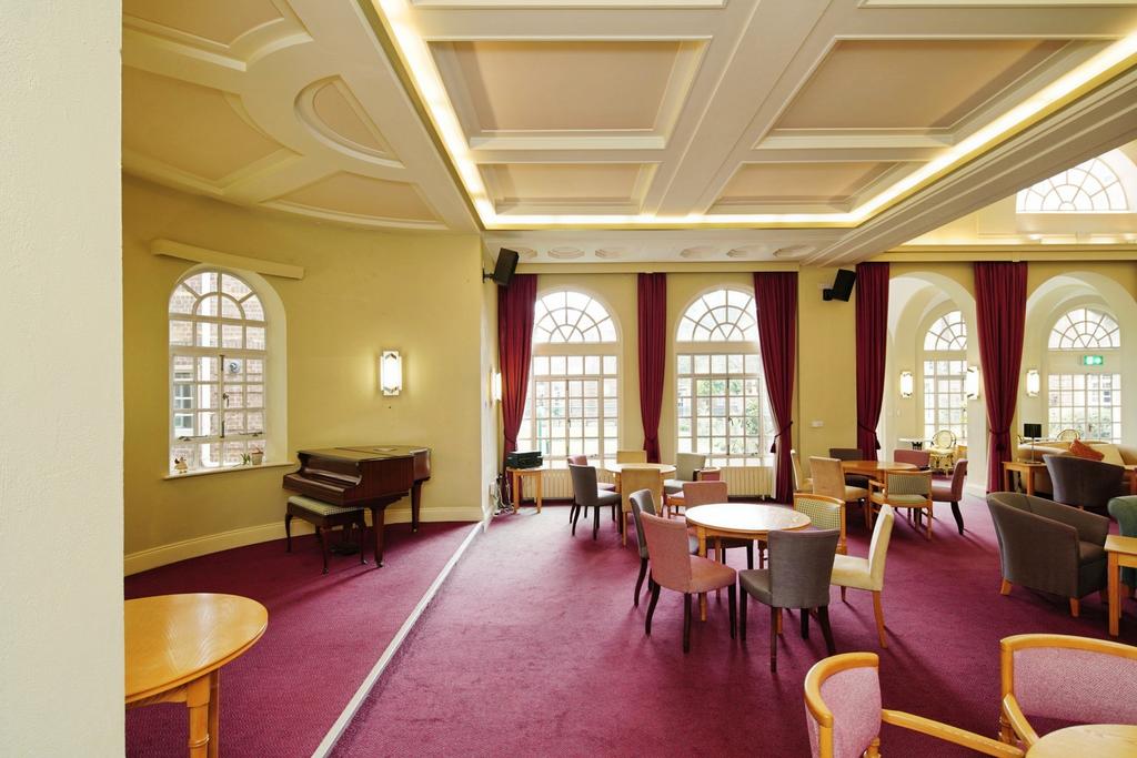Communal Lounge