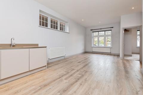 1 bedroom flat for sale, 41 Woodcote Valley Road, Purley, CR8