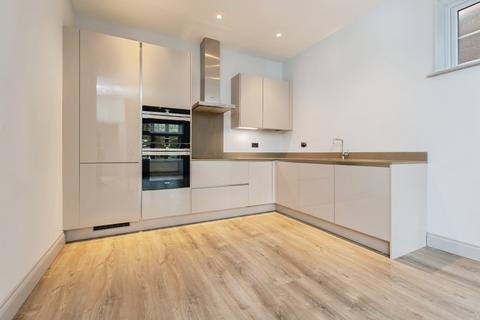 1 bedroom flat for sale, 41 Woodcote Valley Road, Purley, CR8