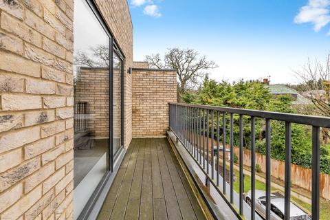 undefined, Beagle Close, London, NW7