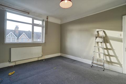 undefined, Melfort Road, Thornton Heath, CR7
