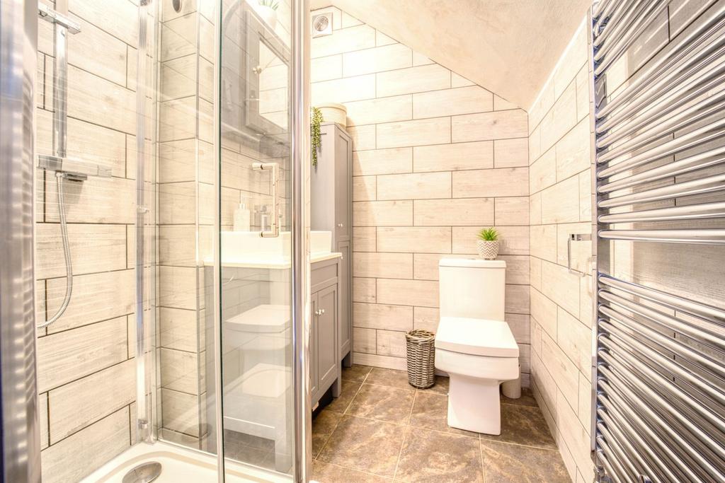 Master En-suite