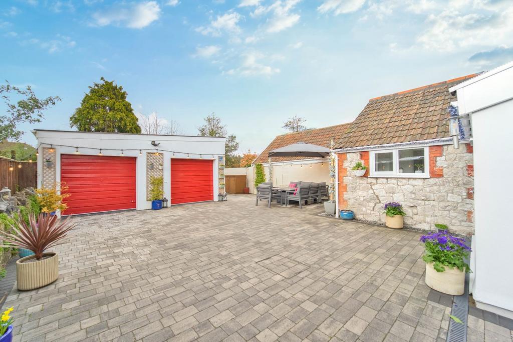 Double Garage