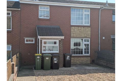 3 bedroom terraced house for sale, Pennytown Court, Alfreton, DE55