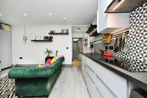 2 bedroom flat for sale, Prestonville Road, Brighton, BN1
