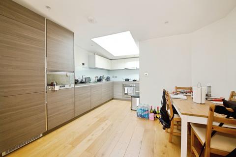 1 bedroom apartment for sale, Silverworks Close, London, NW9