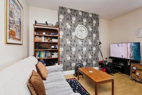 2 bedroom flat for sale, 67 Pevensey Road, Eastbourne, BN21