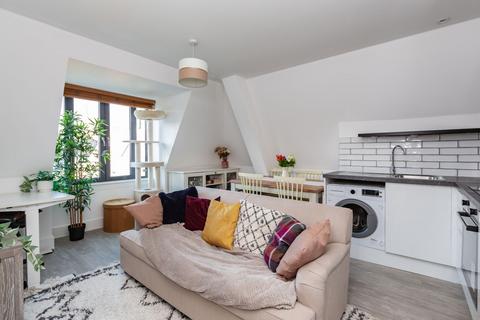 undefined, North Ash Road, Longfield, DA3