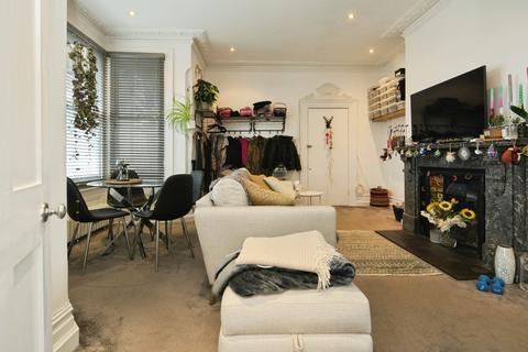 1 bedroom flat for sale, Sackville Road, Hove, BN3