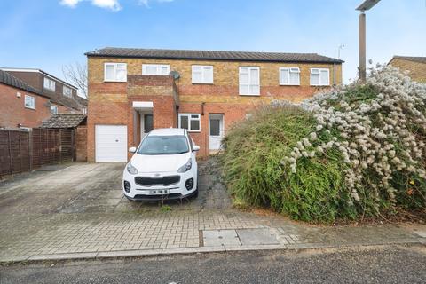undefined, Wisley Avenue, Milton Keynes, MK13