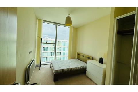 2 bedroom penthouse for sale, 31 Rillaton Walk, Milton Keynes, MK9