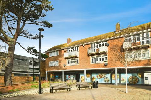 3 bedroom flat for sale, Southwick Square, Brighton, BN42