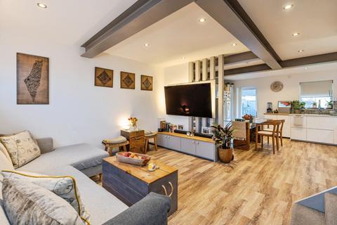 undefined, Compton Close, London, NW11