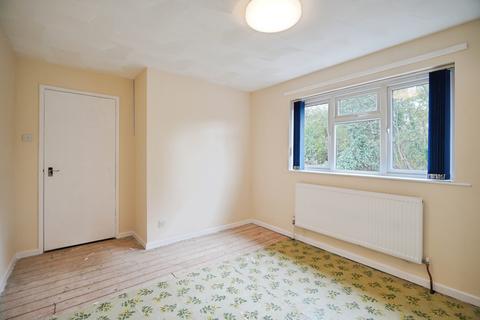 3 bedroom terraced house for sale, Hall Farm Road, Swadlincote, DE11