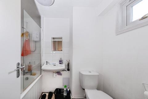 2 bedroom flat for sale, Jennings, Milton Keynes, MK14