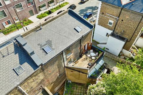 2 bedroom flat for sale, Agar Grove, London, NW1