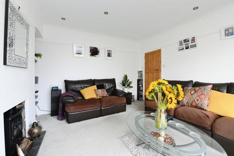 3 bedroom semi-detached house for sale, Daws Heath Road, Rayleigh, SS6