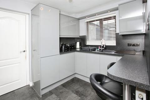 undefined, Bryn Awelon, Penpedairheol, CF82