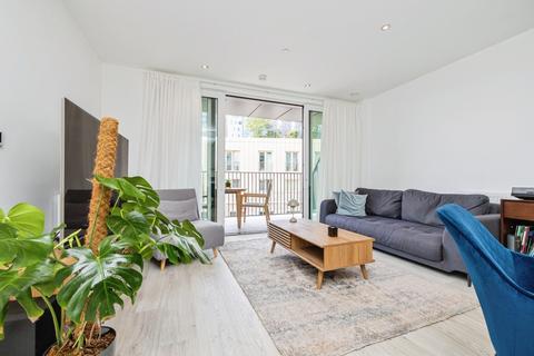 2 bedroom apartment for sale, 4 Cendal Crescent, London, E1