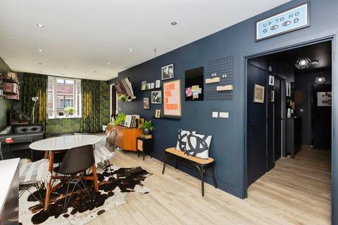 undefined, 25 Rookwood Way, London, E3