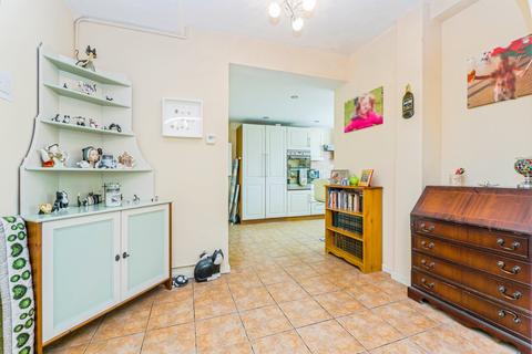 undefined, Colcot Road, Barry, CF62