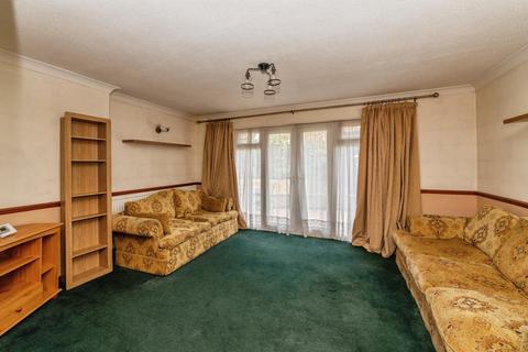 undefined, Parkhurst Road, Basildon, SS13