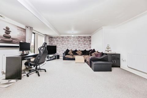 Kelling Way, Broughton, Milton Keynes, MK10