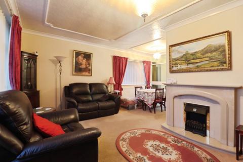 undefined, Balmoral Road, Dunscroft, Hatfield, DN7