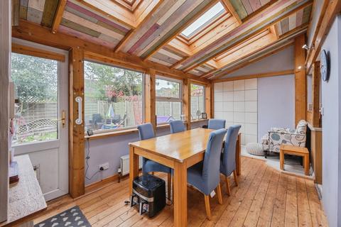 4 bedroom semi-detached house for sale, Westmead Road, Burton-on-Trent, DE13