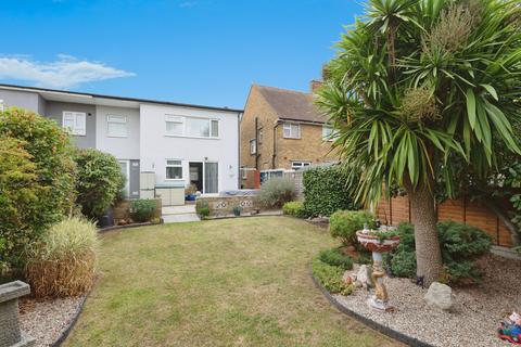 3 bedroom semi-detached house for sale, Denton Avenue, Westcliff-on-Sea, SS0