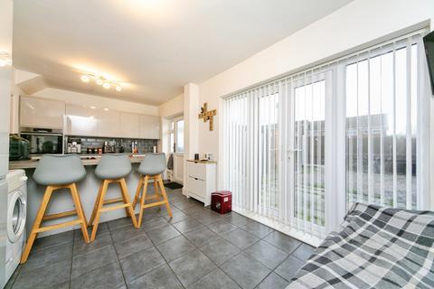 undefined, Dundee Court, Ellesmere Port, CH65