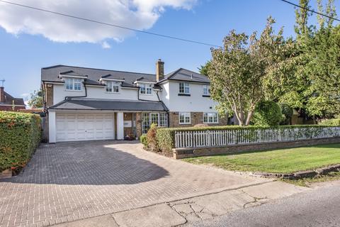 5 bedroom detached house for sale, Hyde Lane, Chelmsford, CM3