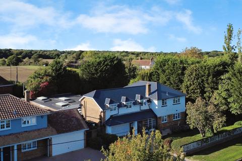 5 bedroom detached house for sale, Hyde Lane, Chelmsford, CM3