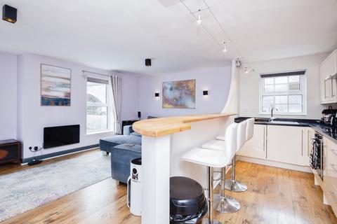 2 bedroom flat for sale, Potato Wharf, Manchester, M3