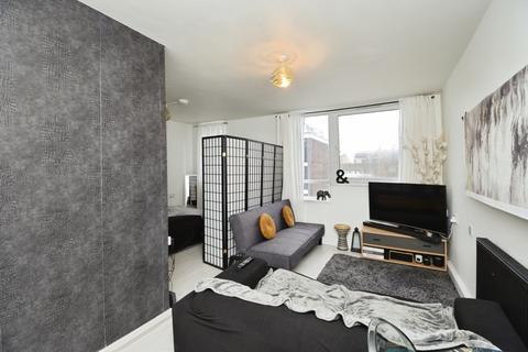 undefined, Poplar High Street, London, E14